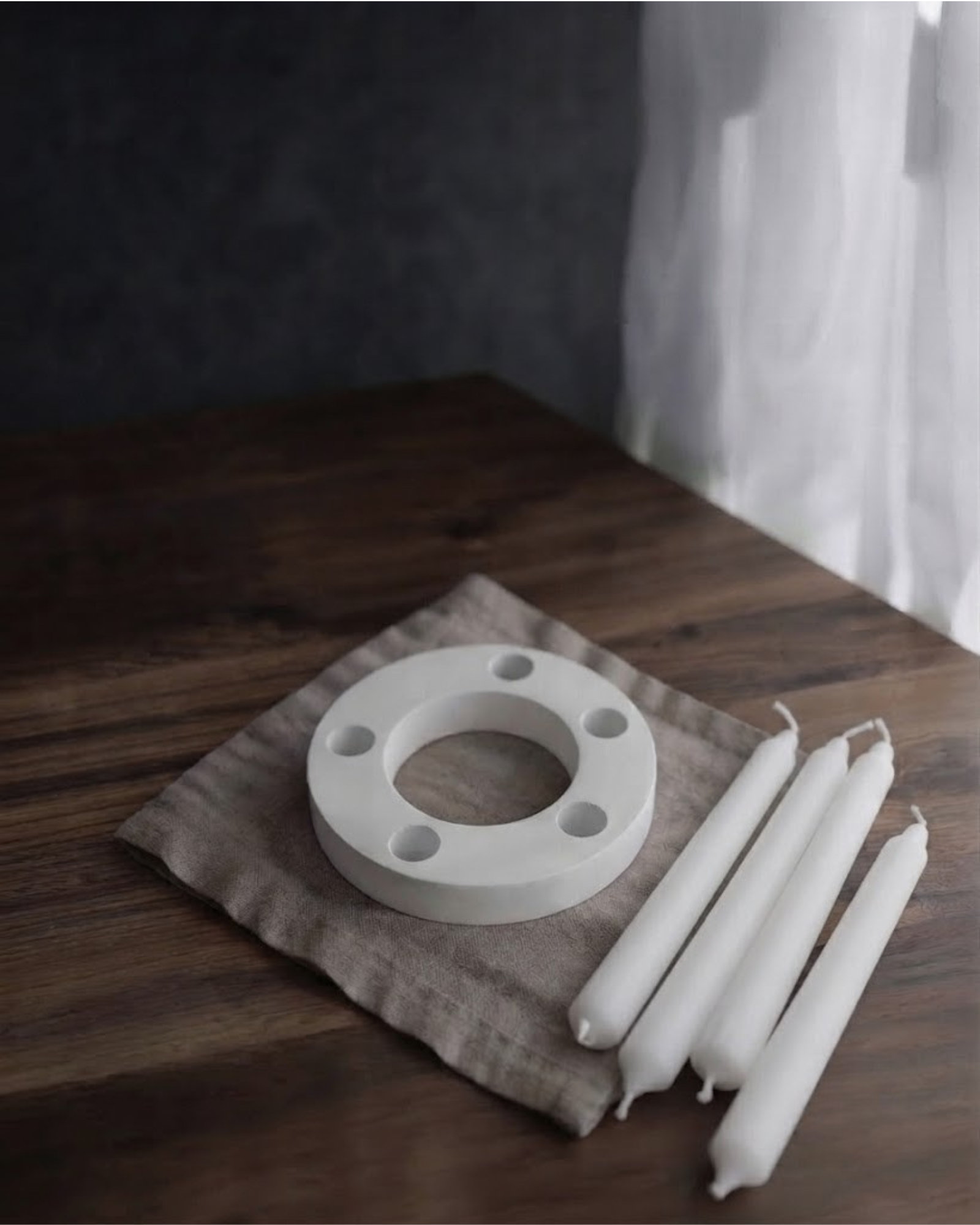 Halo Holder