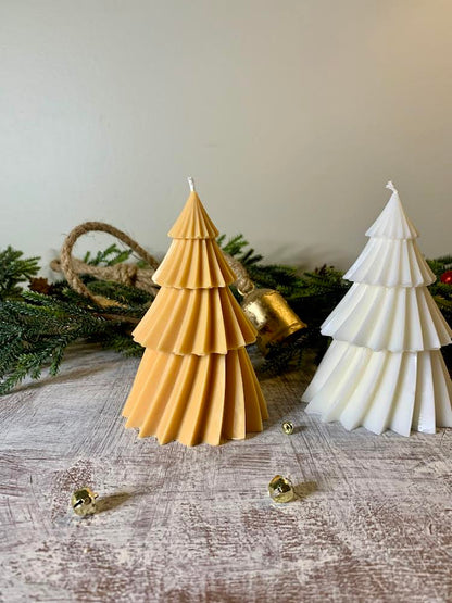 Sweeping Christmas Tree Candle
