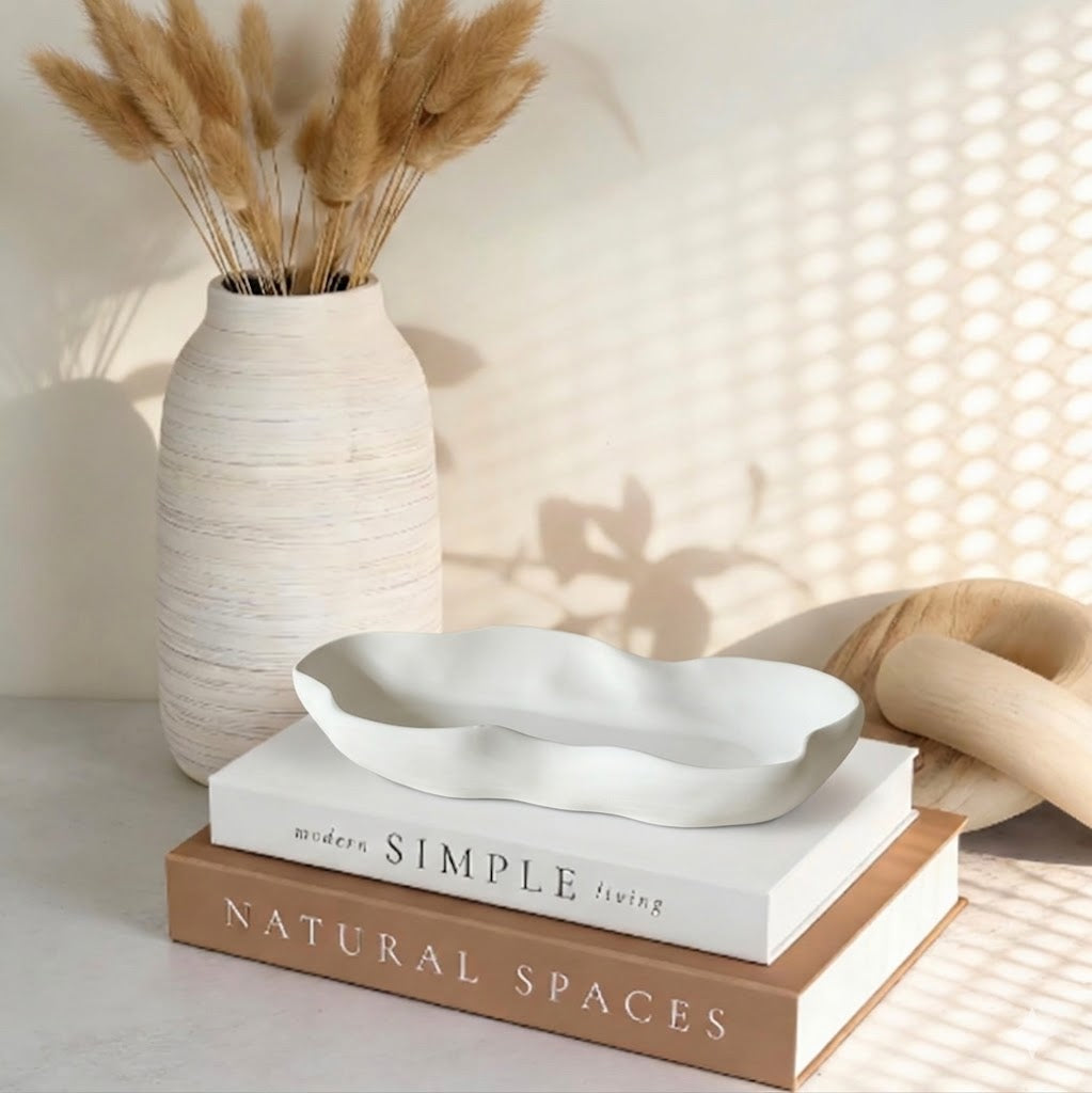 Serpentine Tray